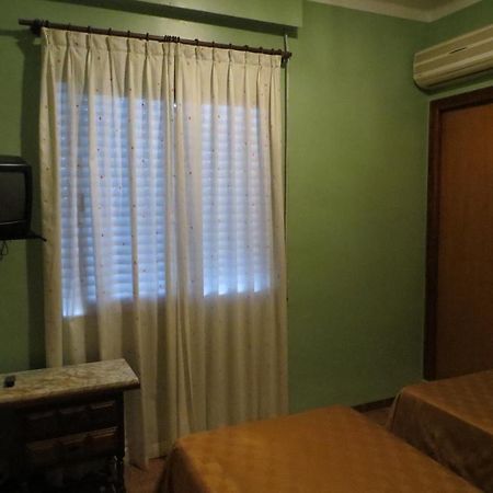 Hostal Vera Carlet Cameră foto